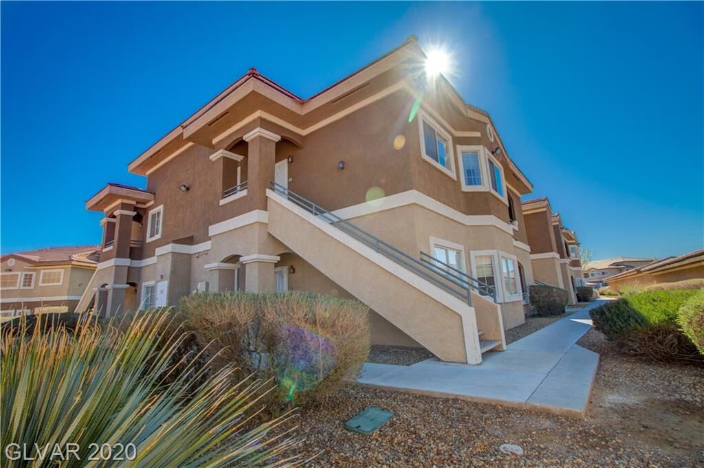 Property Photo: 833 Aspen Peak Loop 2422 NV 89011