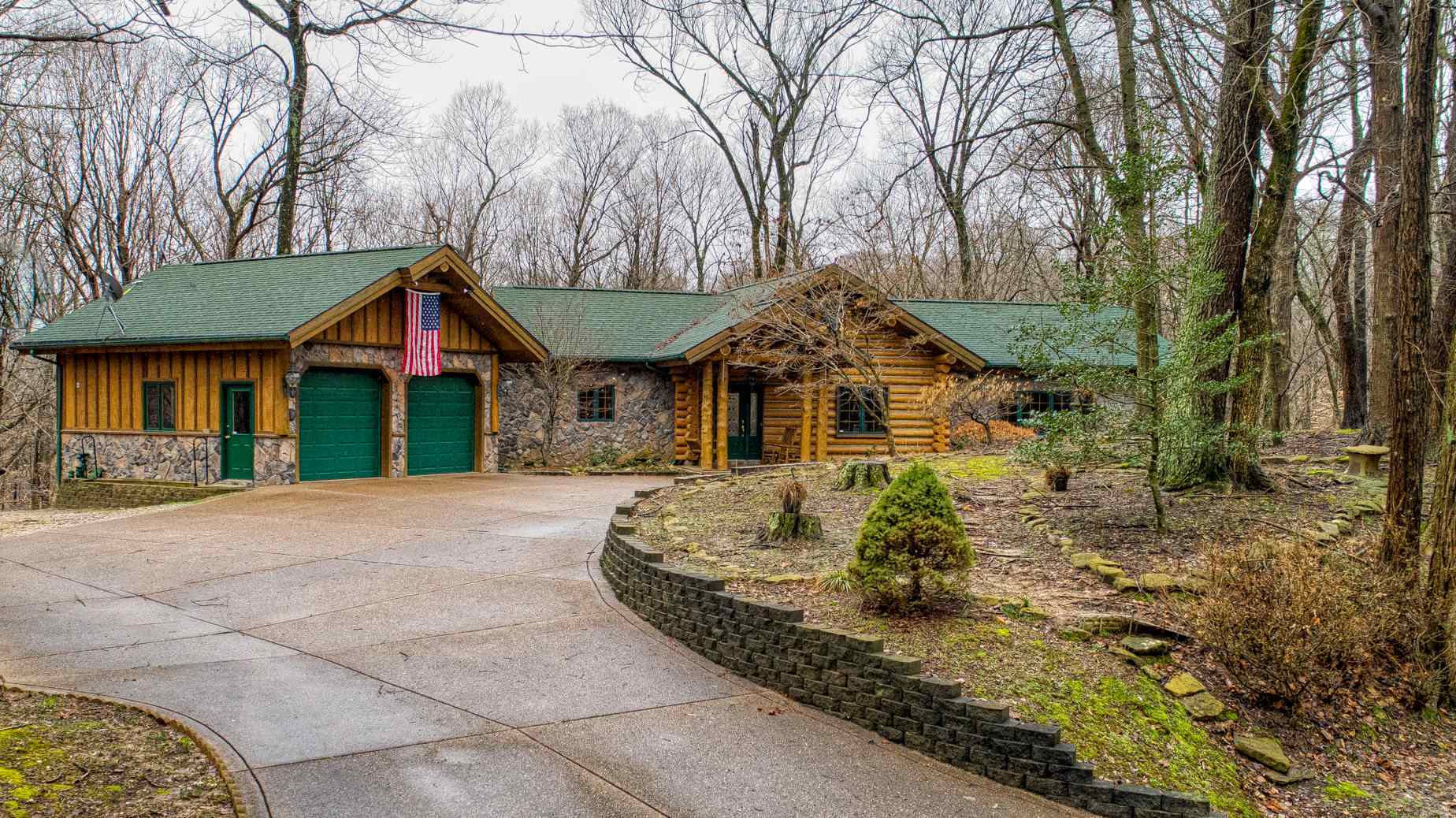 Property Photo: 6716 Smith Diamond Road IN 47712