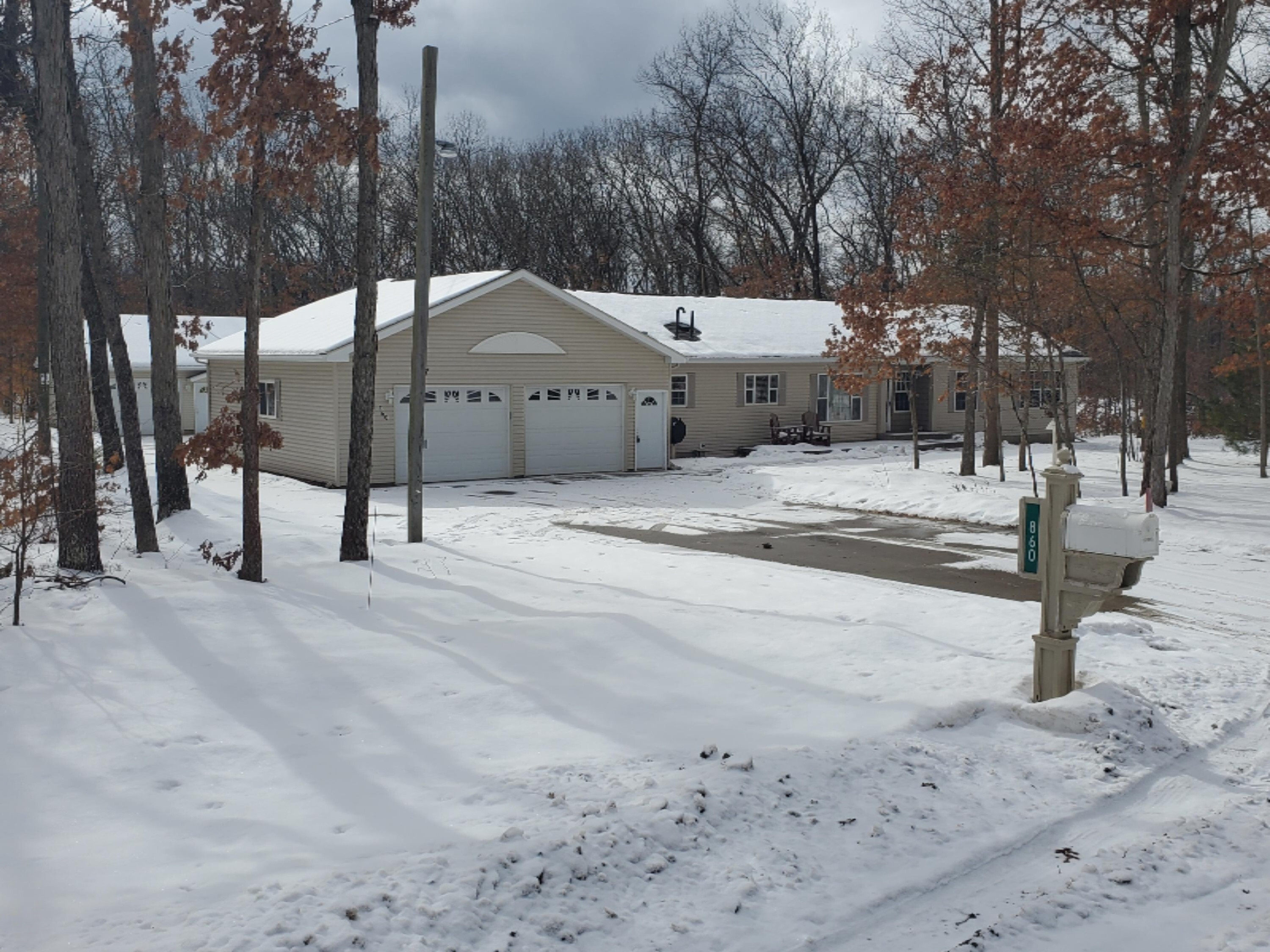 Property Photo: 860 Washington Street MI 49349