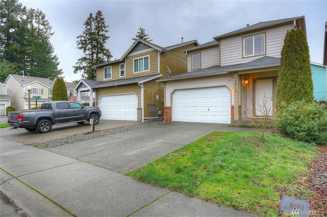 Property Photo: 17713 1st Av Ct E WA 98387