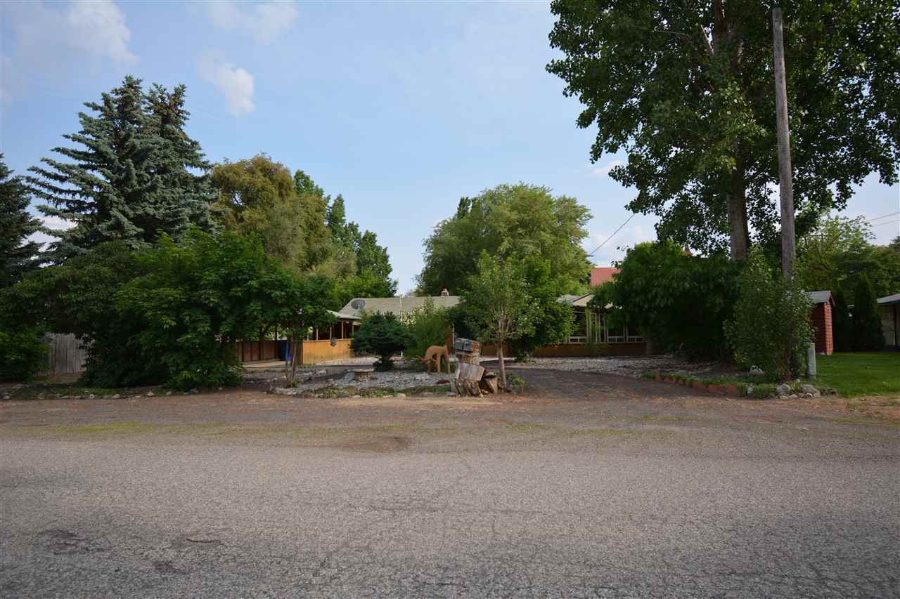 Property Photo: 3716 E 4th St WA 99021