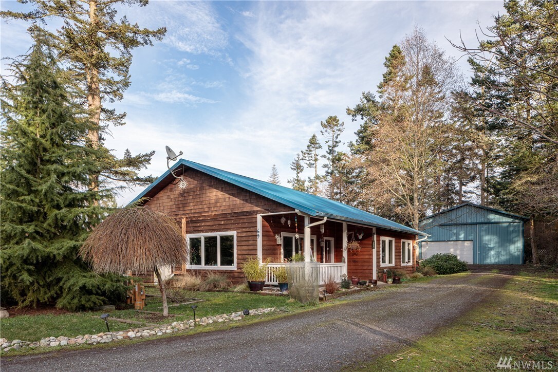 Property Photo:  69  Towhee Lane  WA 98261 