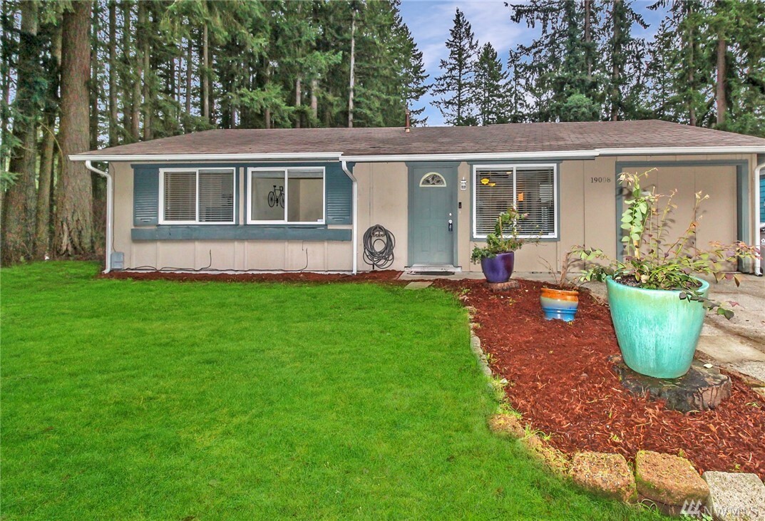 Property Photo:  19008 SE 266th St  WA 98042 