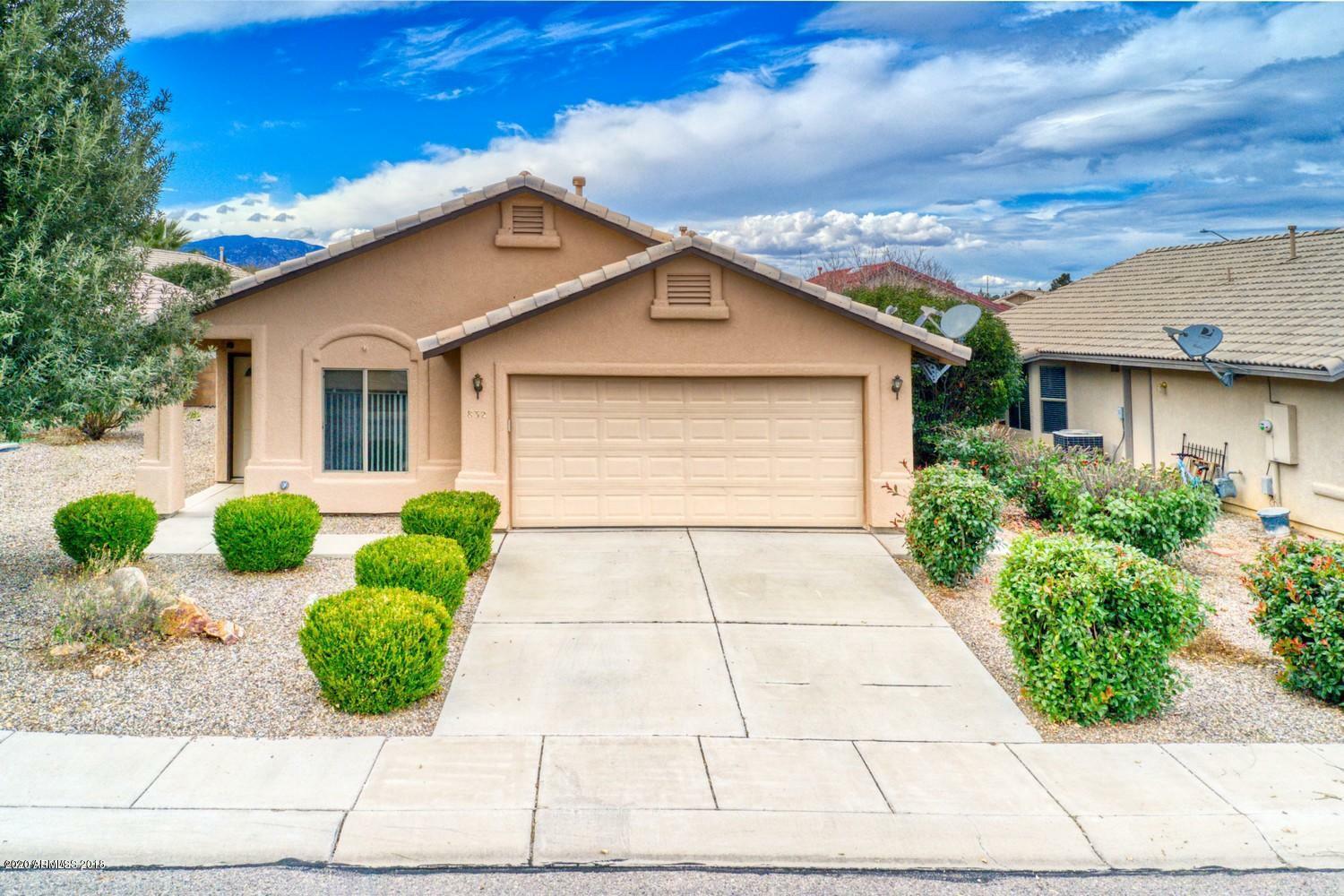 Property Photo: 832 Tularosa Drive AZ 85635