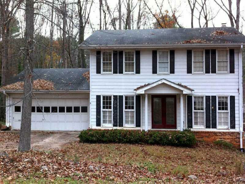 Property Photo:  4561 Woodland Circle NE   30075 