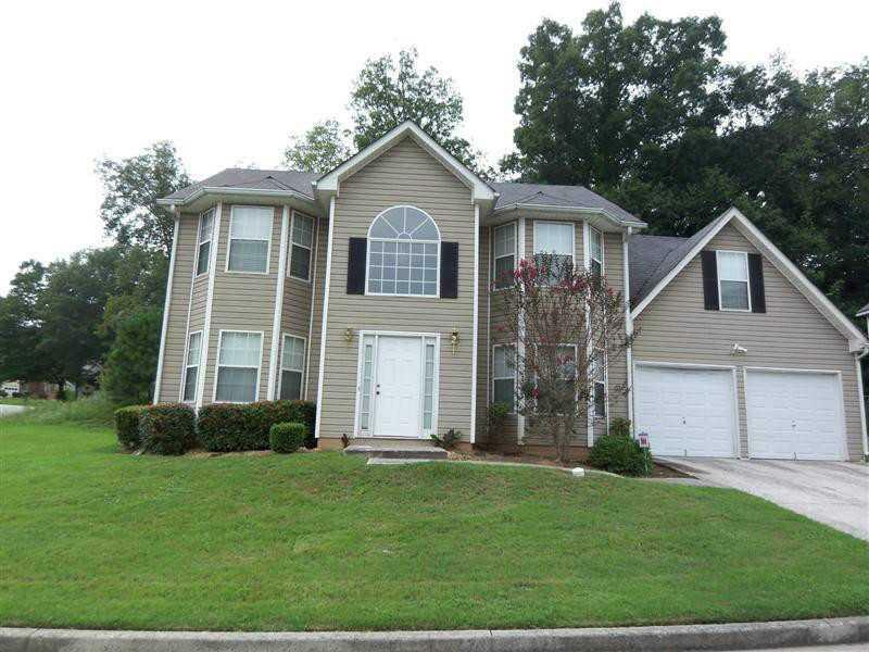 Property Photo:  6989 Brecken Place   30058 