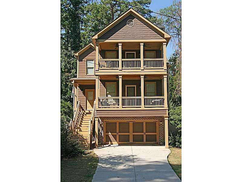 Property Photo: 1701 Welika Drive 30032