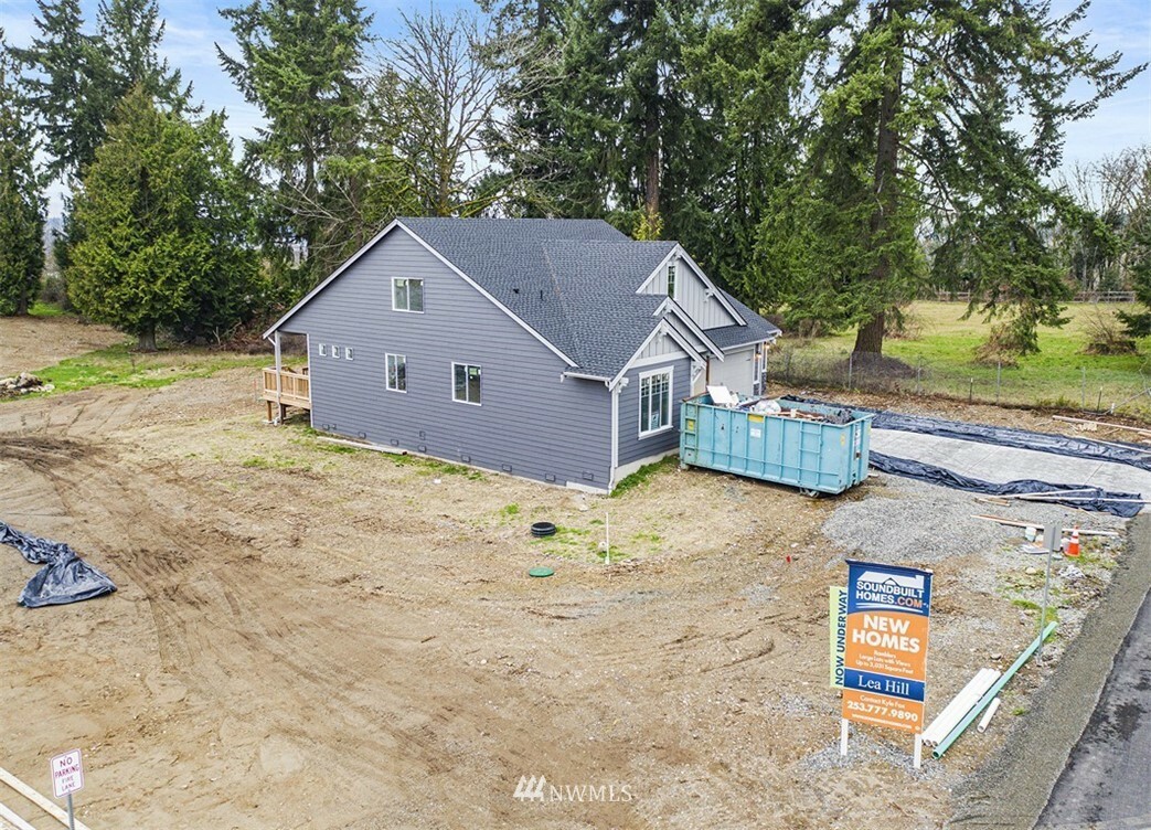 Property Photo: 31453 108th Avenue SE WA 98092