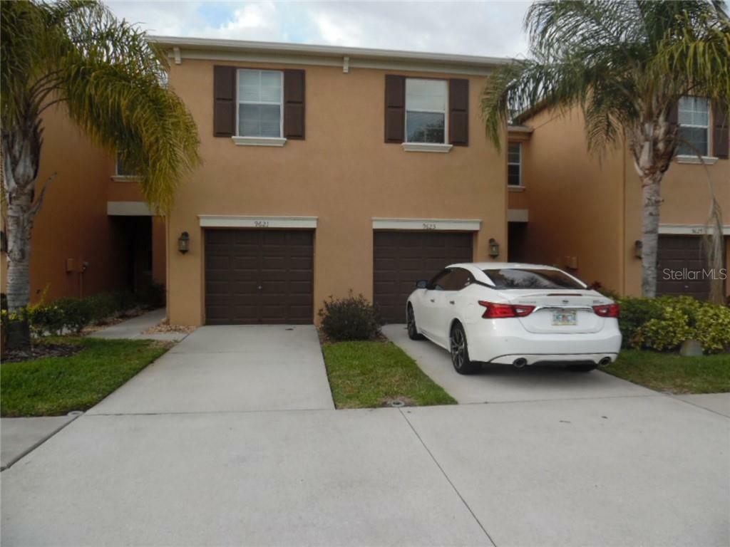 Property Photo:  9625 Trumpet Vine Loop  FL 34655 