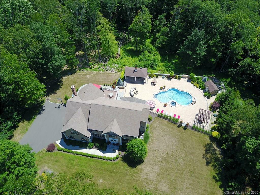Property Photo: 2B Fawn Crest Drive CT 06812