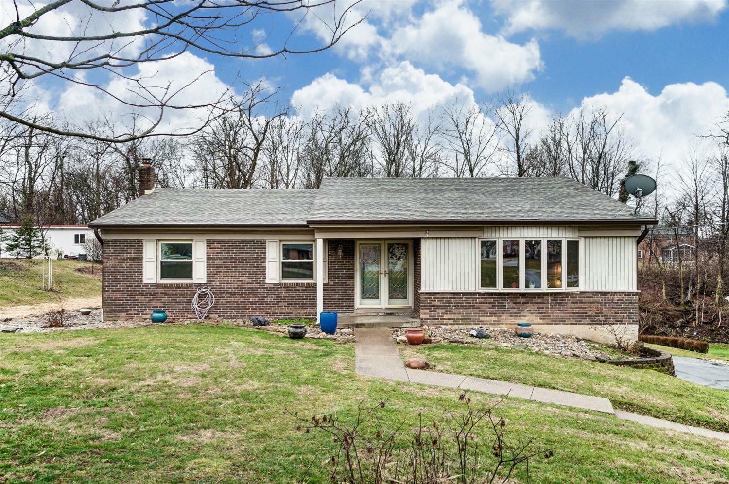 Property Photo: 1013 Marcie Ln OH 45150