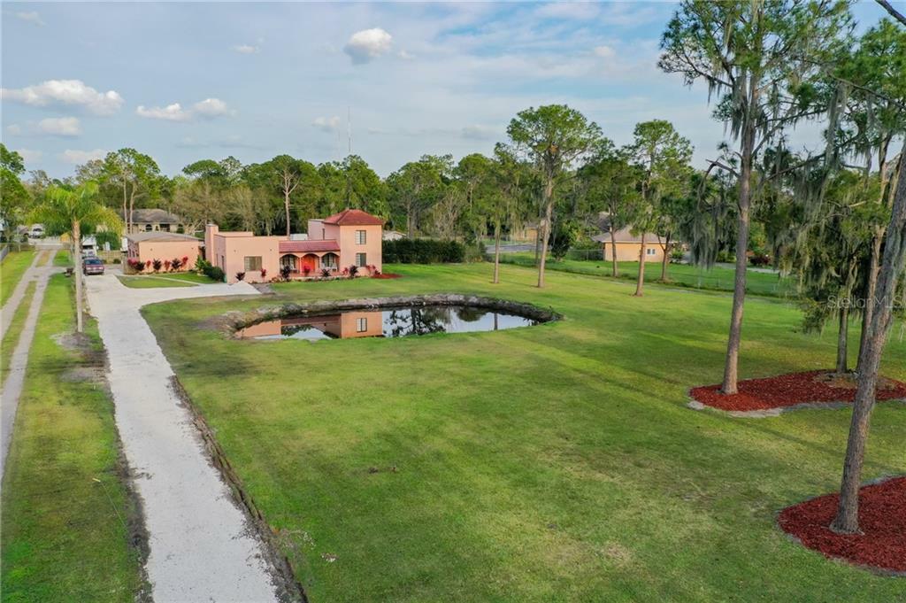 Property Photo:  6910 Red Fox Run  FL 33813 