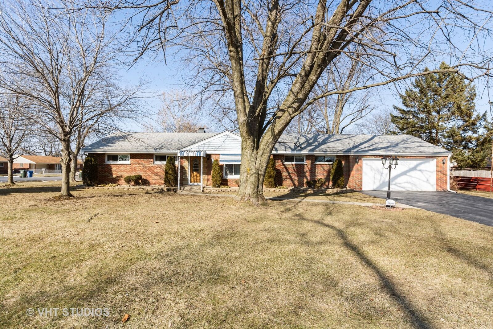 Property Photo:  8245 S 82nd Court  IL 60458 