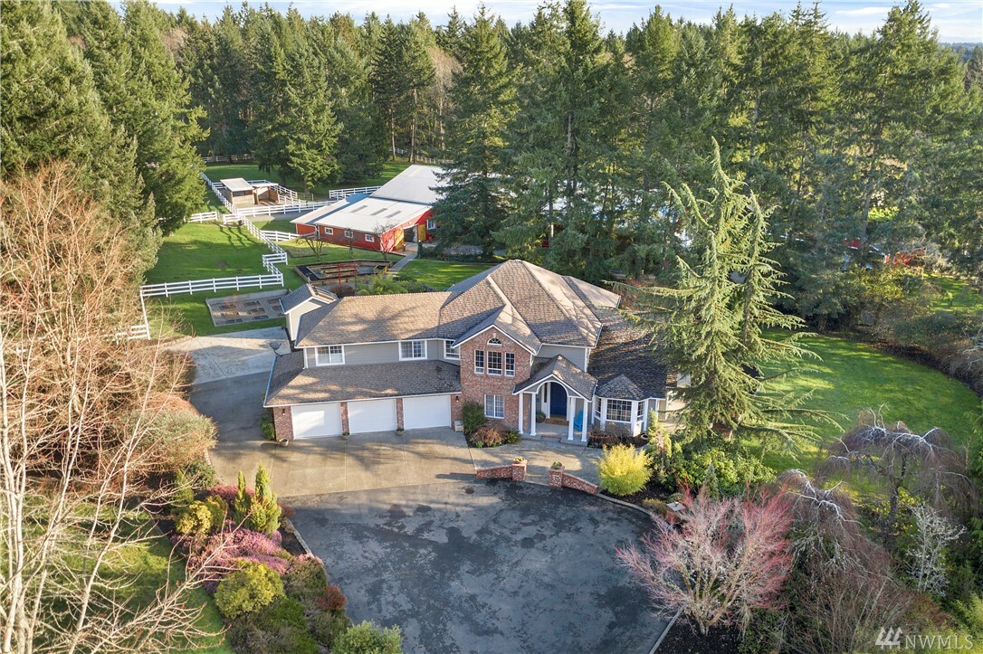 Property Photo:  5027 Foxhall Dr NE  WA 98516 