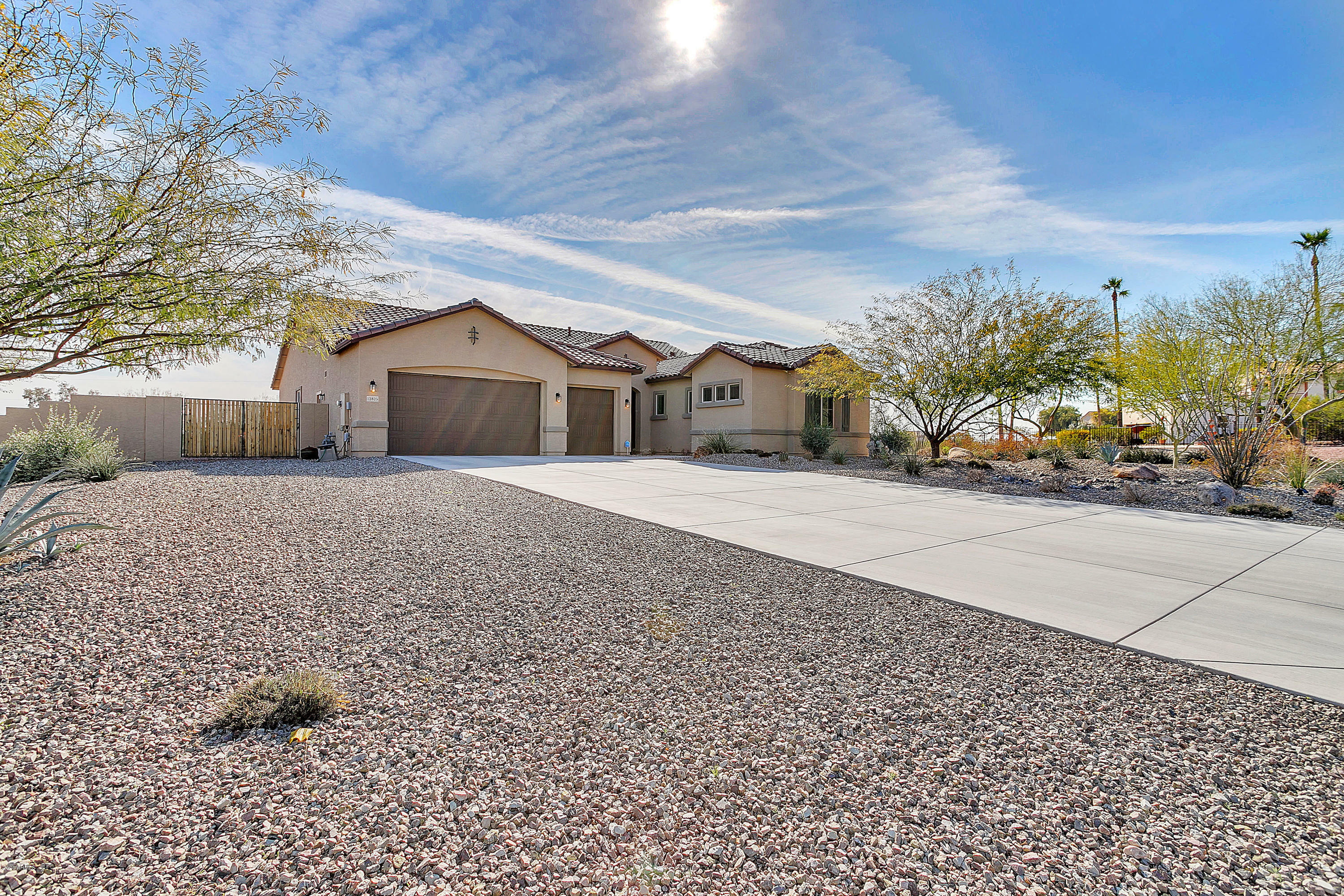 Property Photo:  12825 W Rovey Avenue  AZ 85340 