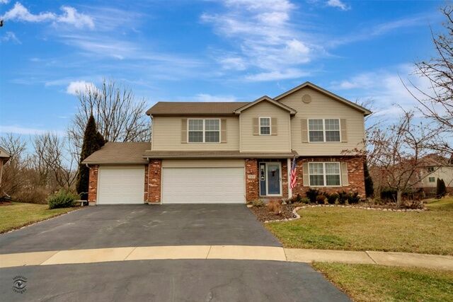 Property Photo: 3301 Norwood Court IL 60451