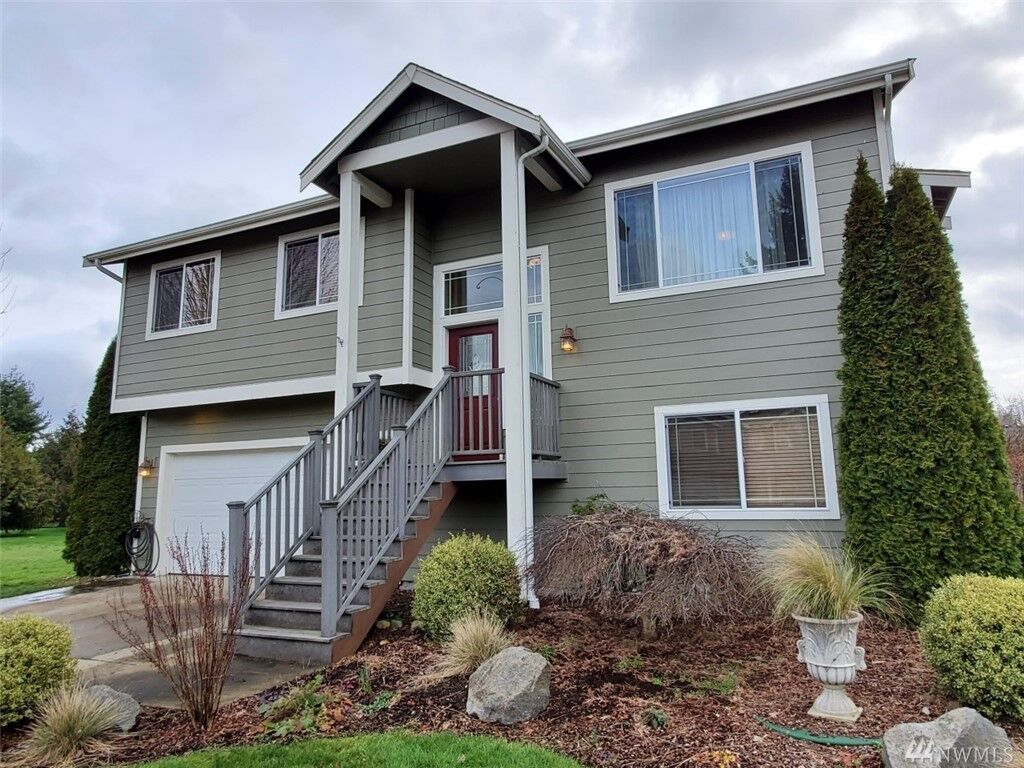 Property Photo:  15737 104th Ave SE  WA 98597 