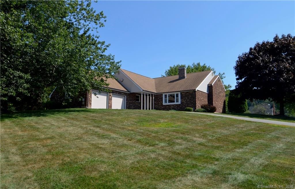 Property Photo:  14 Wisk Key Wind Road  CT 06492 