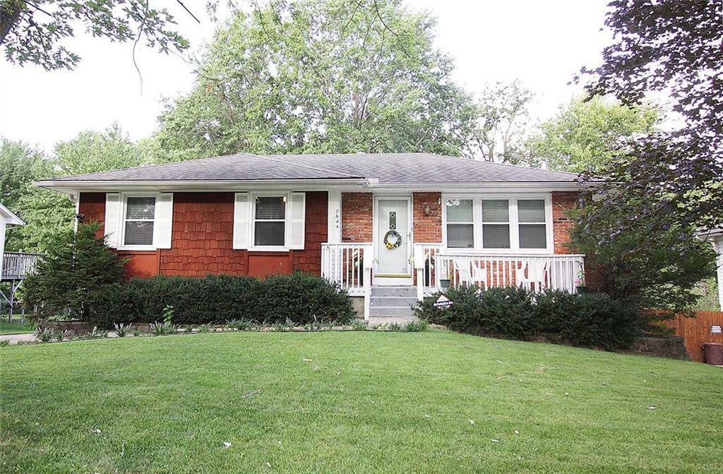 Property Photo:  7644 NW Milrey Drive  MO 64152 