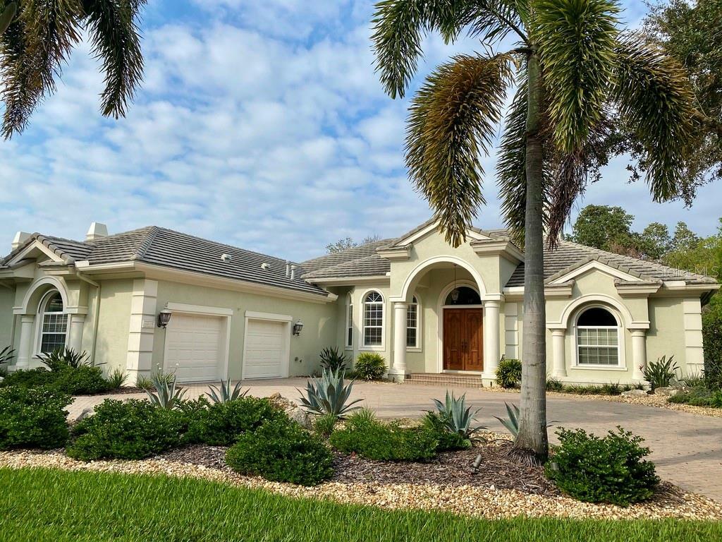 Property Photo:  6805 Chancery Place  FL 34201 