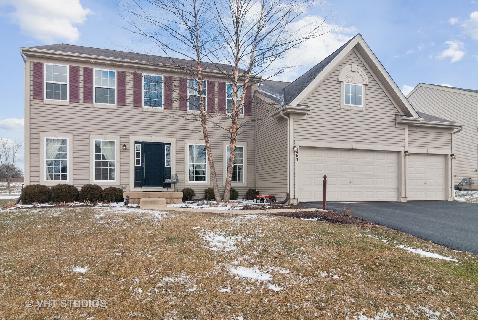 Property Photo:  265 Walsh Circle  IL 60560 