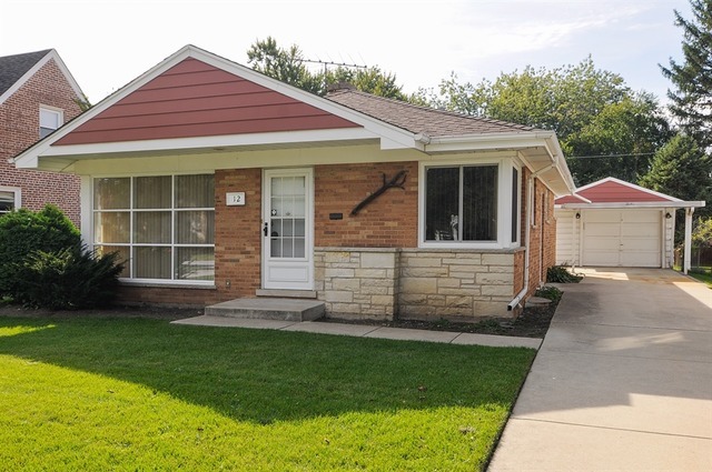 Property Photo:  12 South Hi Lusi Avenue  IL 60056 