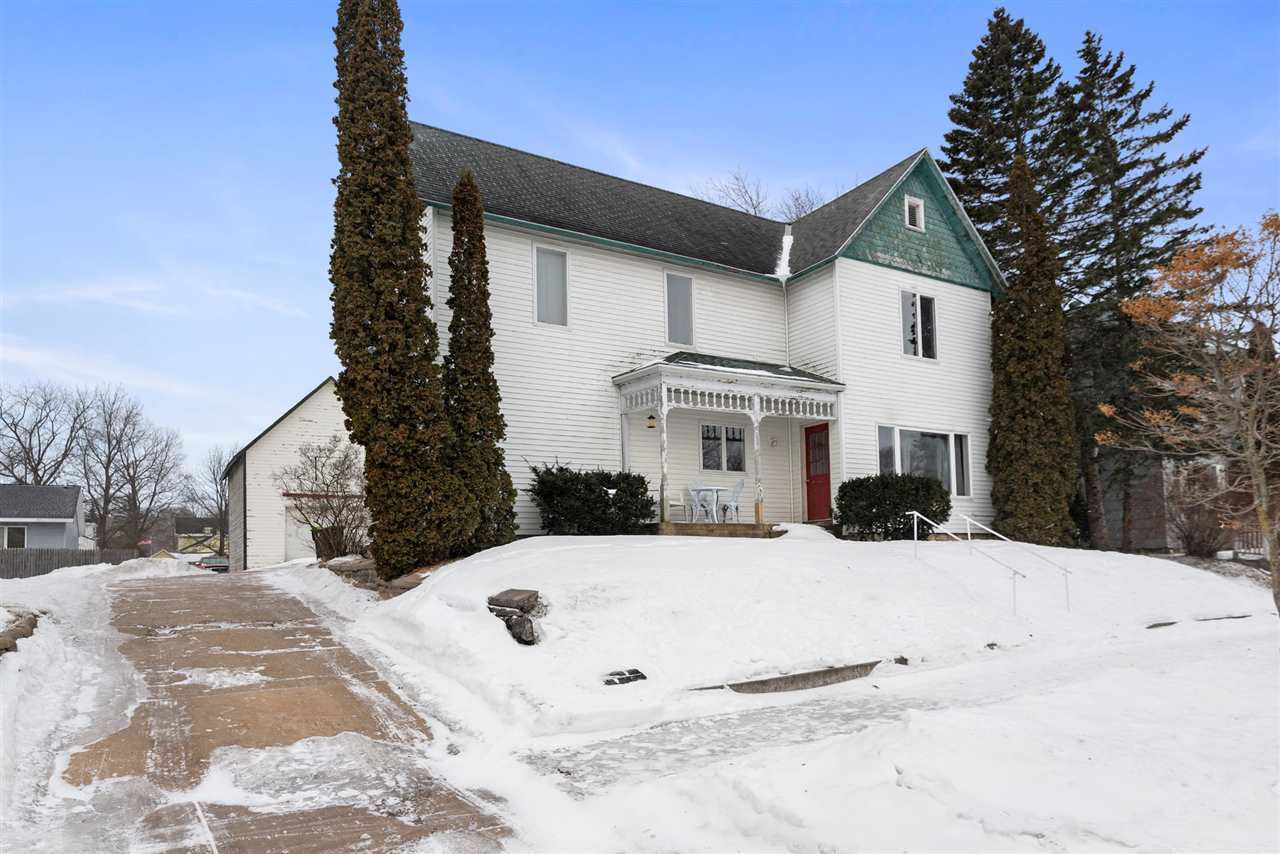 Property Photo:  419 Jackson  MI 49770 
