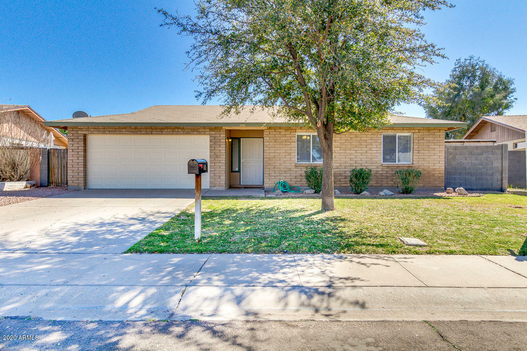 Property Photo:  1415 W Palomino Drive  AZ 85224 