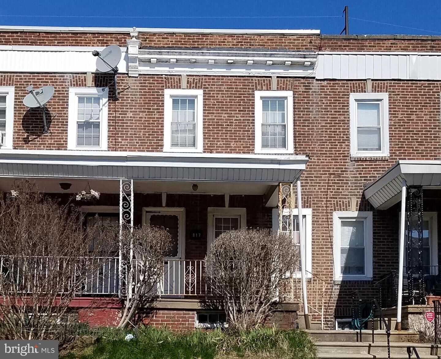 Property Photo: 817 W Fisher Avenue PA 19141