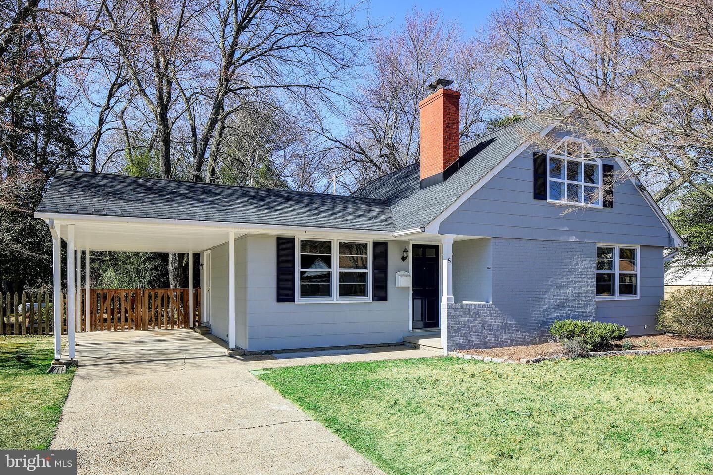 Property Photo: 5 Admiral Road MD 21146