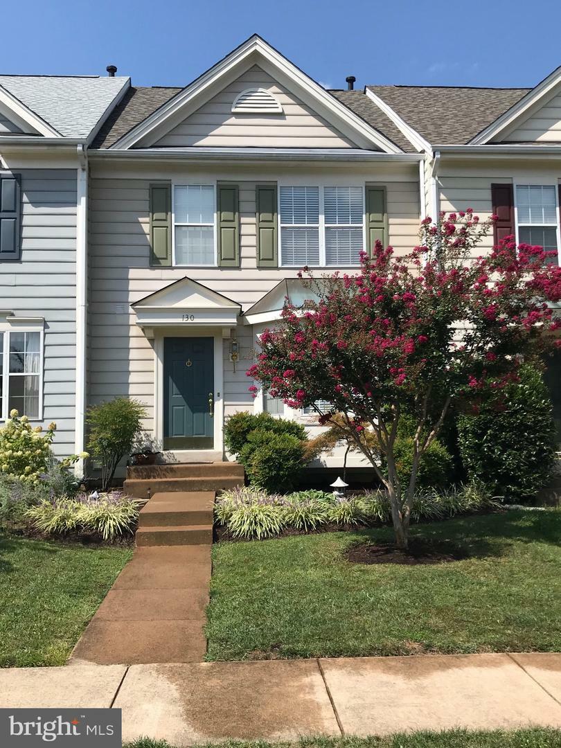 Property Photo:  130 Connery Terrace SW  VA 20175 