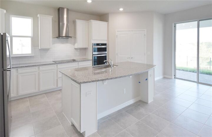 Property Photo:  2461 Citrus Overlook Street  FL 32712 