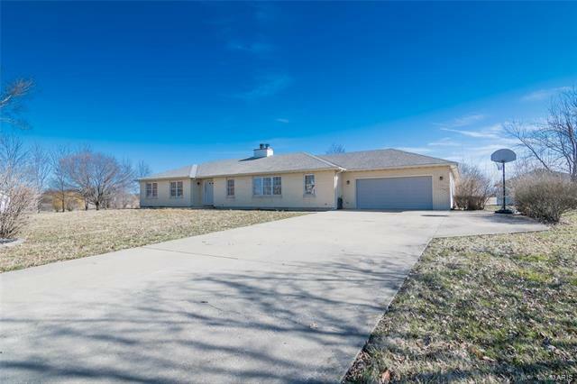 Property Photo: 14 Primrose Lane IL 62293