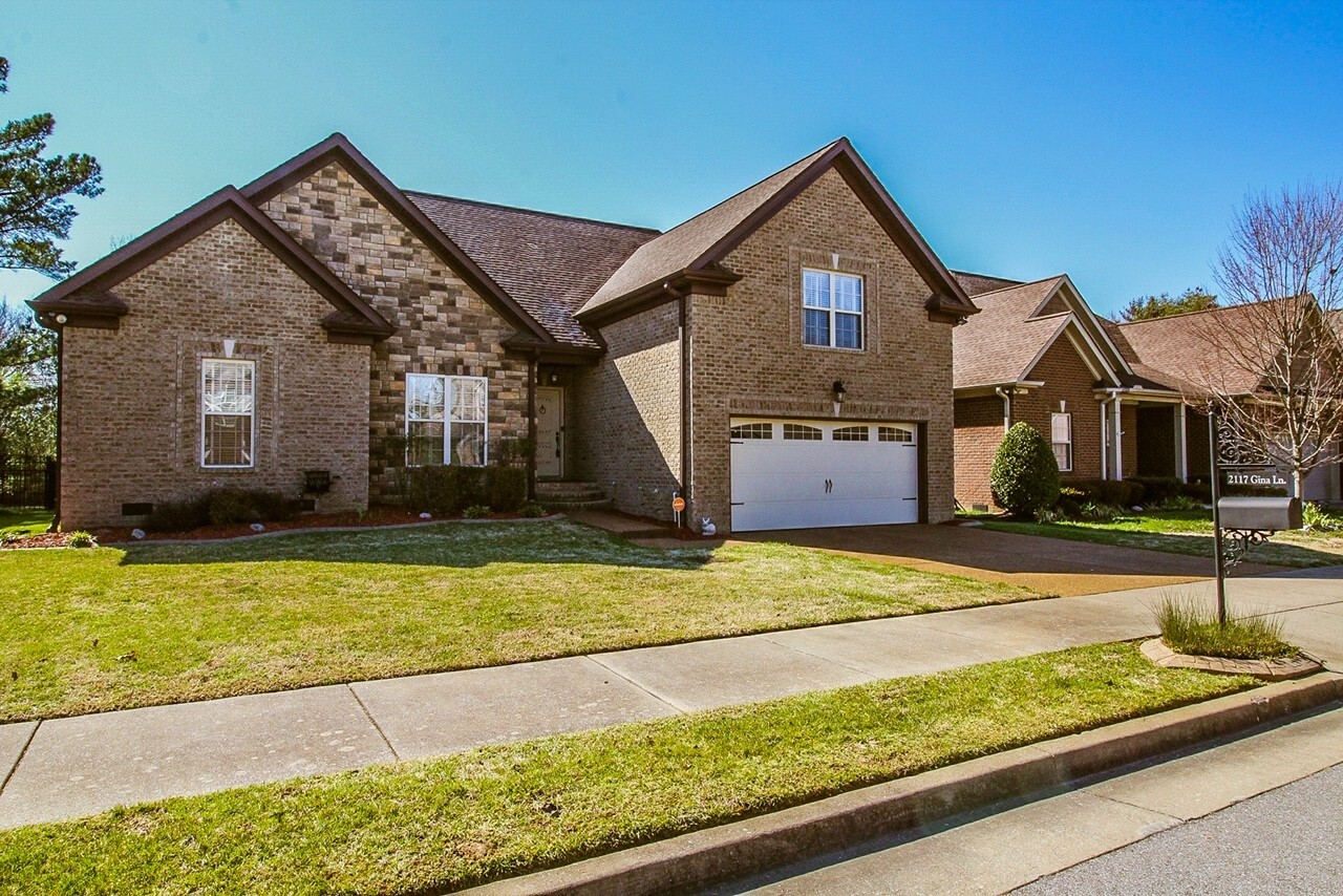 Property Photo:  2117 Gina Ln  TN 37076 