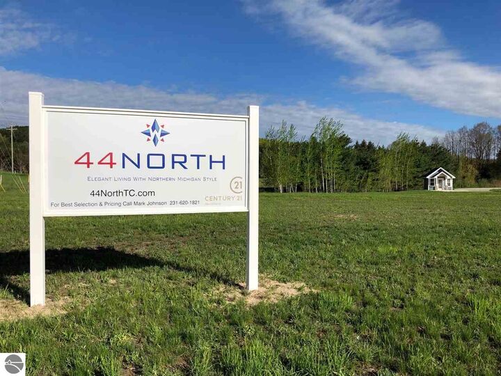 13776 S Meridian Drive  Traverse City MI 49684 photo