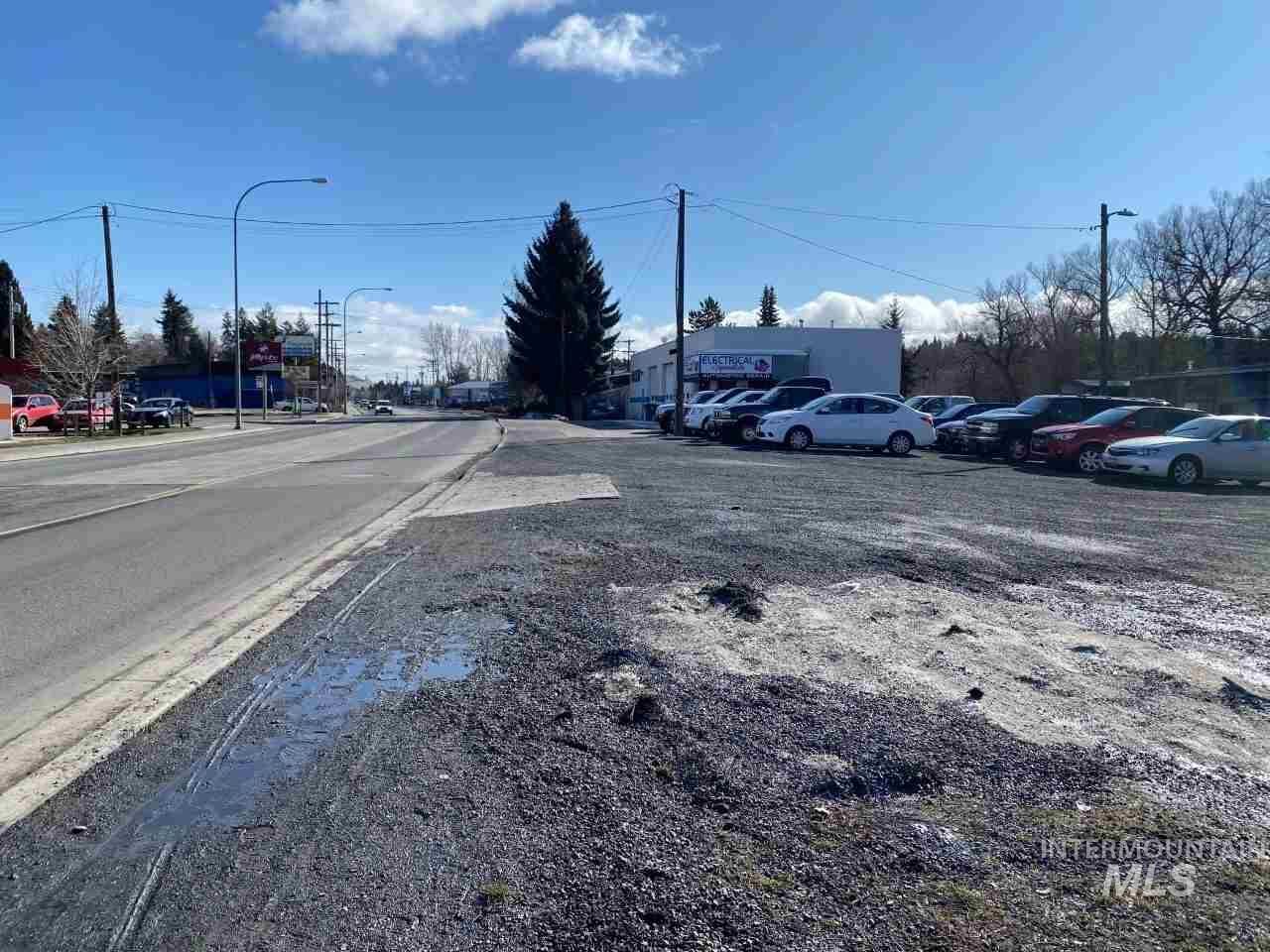 Property Photo: 211 Troy Highway ID 83843