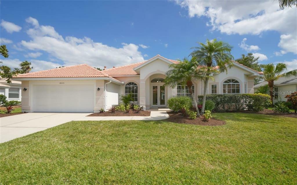 Property Photo:  8535 Great Meadow Drive  FL 34238 