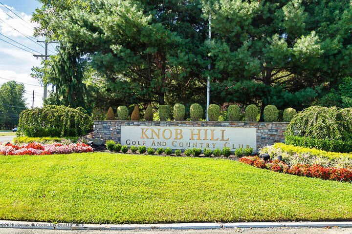 686 Saint Andrews Place  Manalapan NJ 07726 photo