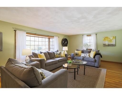 Property Photo:  15 Balmoral Dr  MA 01821 