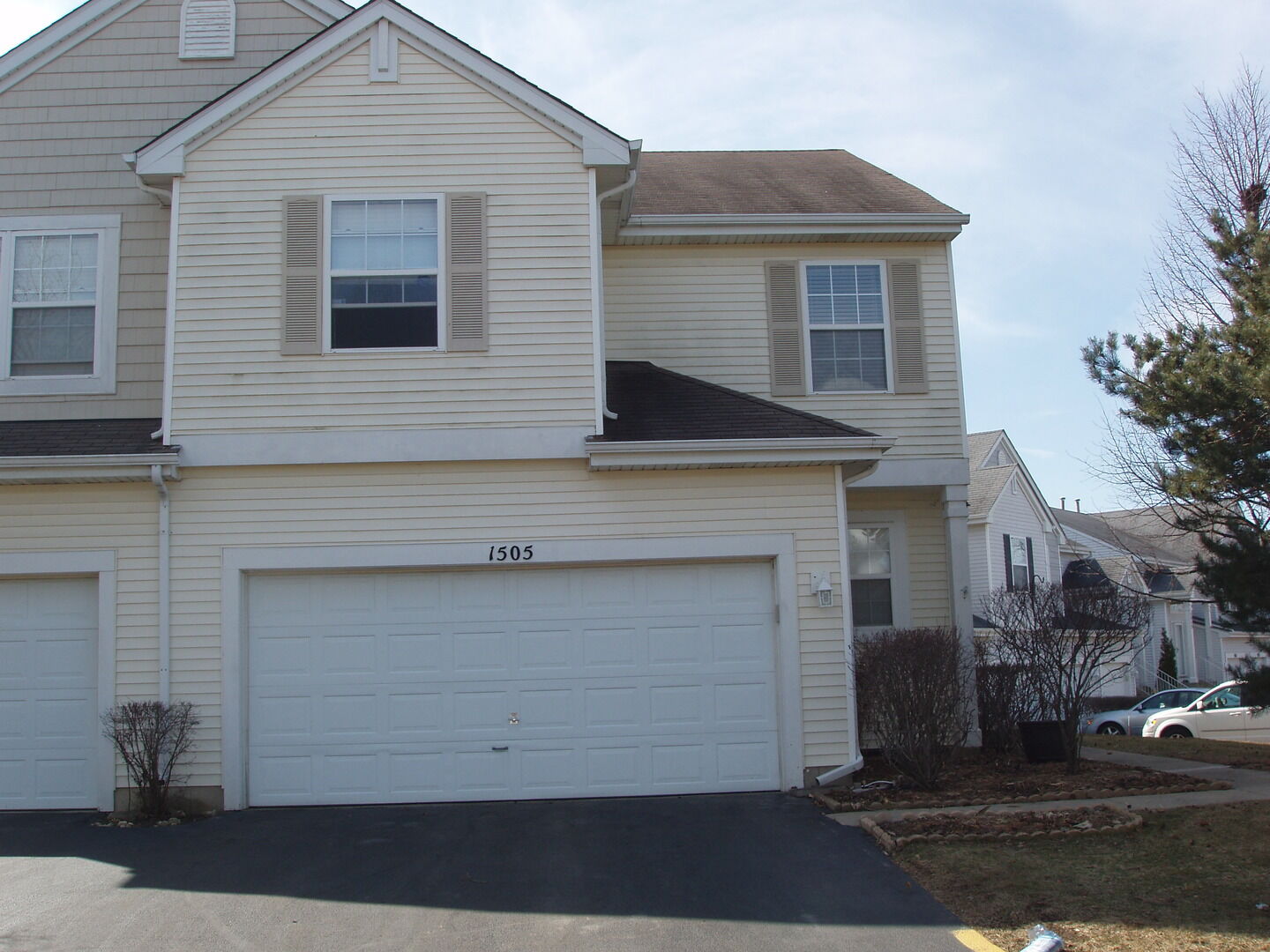 Property Photo: 1505 Meadowsedge Lane IL 60110