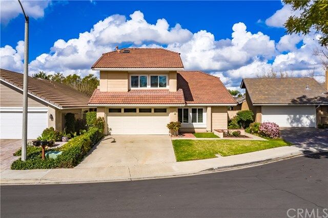 Property Photo:  10 W Campanero W  CA 92620 