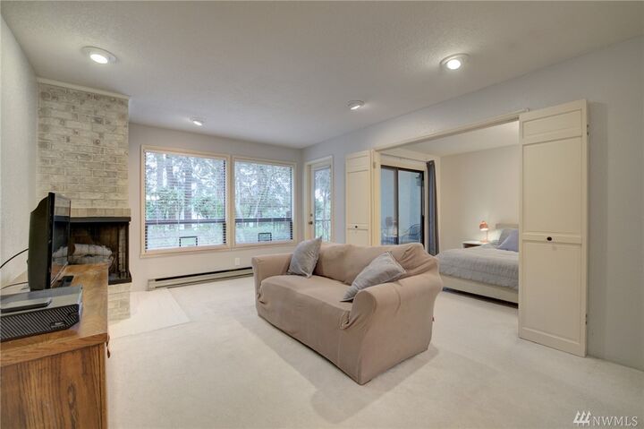 Property Photo:  8515  242nd Street SW #103  WA 98026 