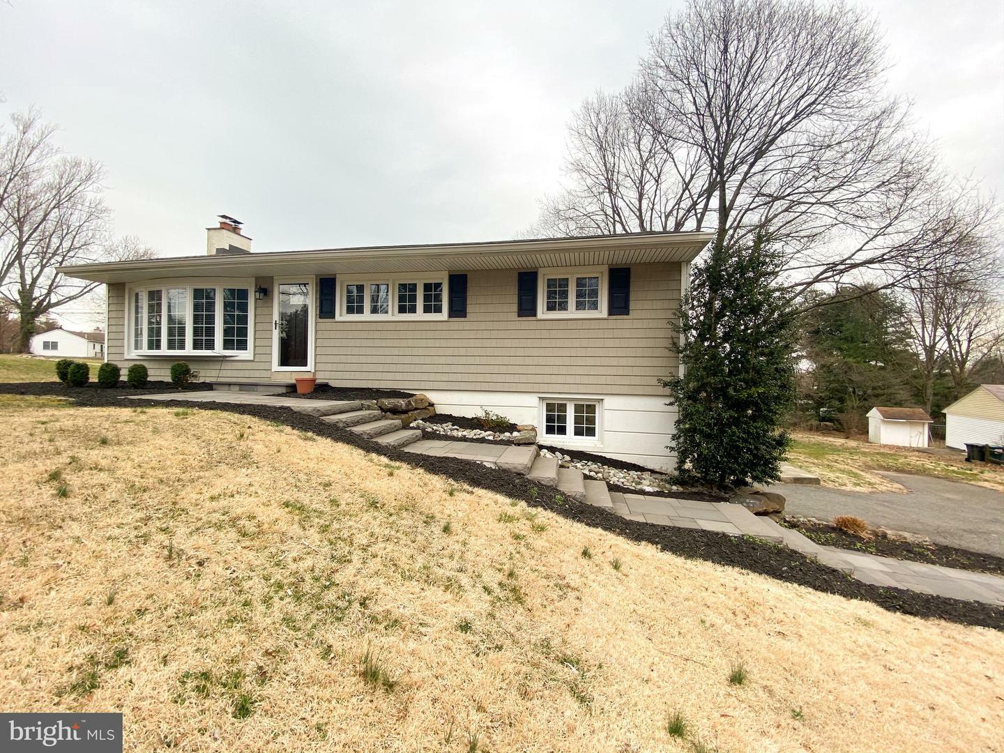 Property Photo: 124 Walter Drive PA 19063