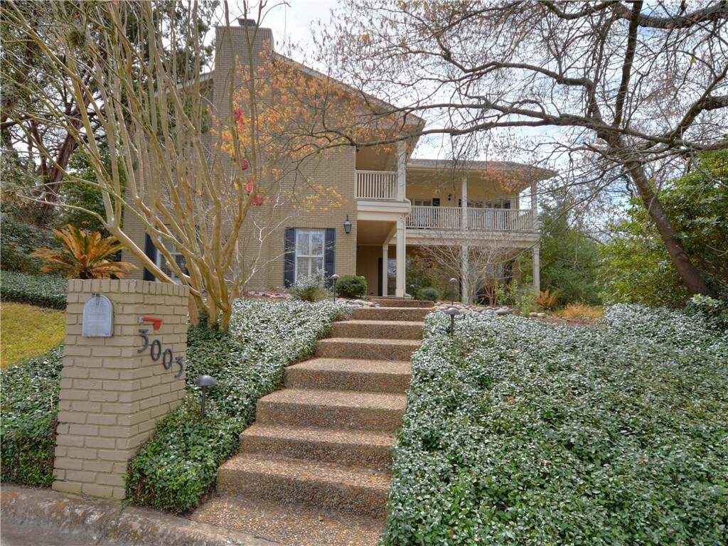 Property Photo:  3003 Copper Mount Cove  TX 78746 