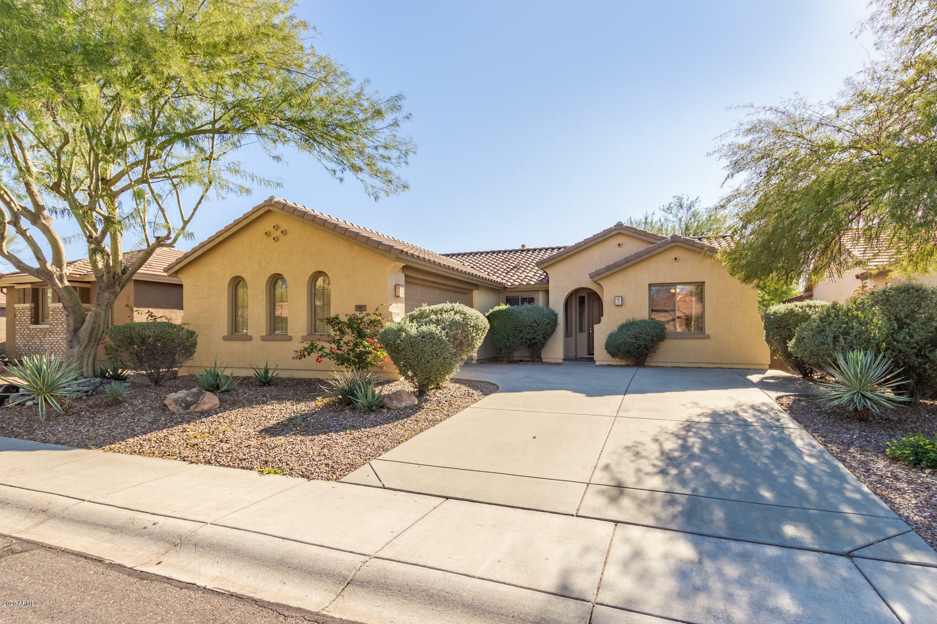 Property Photo:  2847 W Walden Way  AZ 85086 