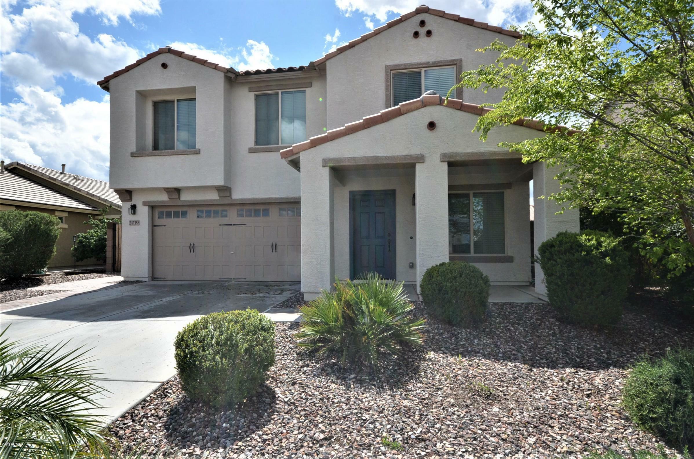 Property Photo:  2019 E Lindrick Drive  AZ 85298 