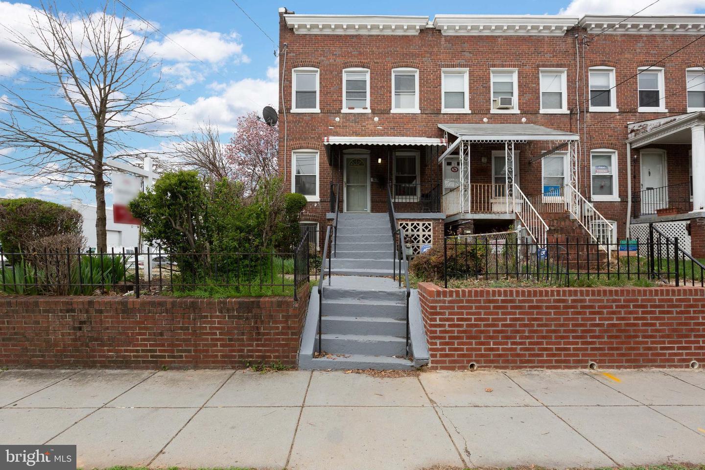 Property Photo: 2900 10th Street NE DC 20017