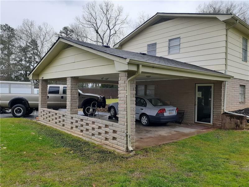 Property Photo: 2590 Almand Road NW 30012