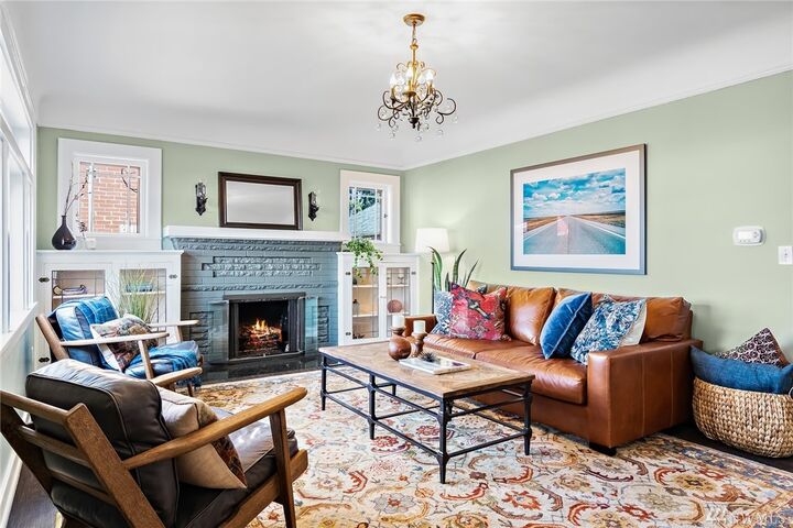 Property Photo:  6552  41st Avenue SW  WA 98136 