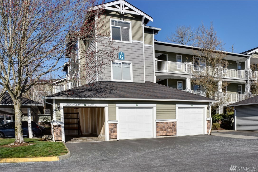 Property Photo:  12712 Admiralty Way G301  WA 98204 